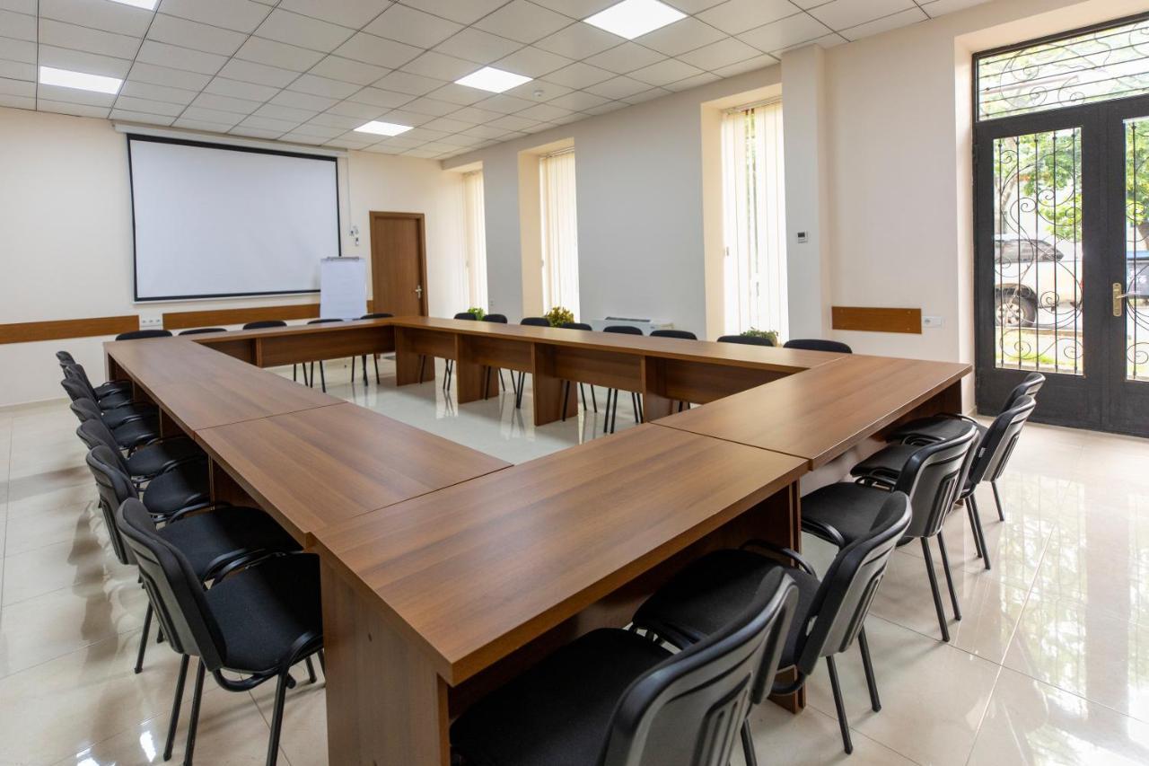 Royal House Hotel Gori Ngoại thất bức ảnh