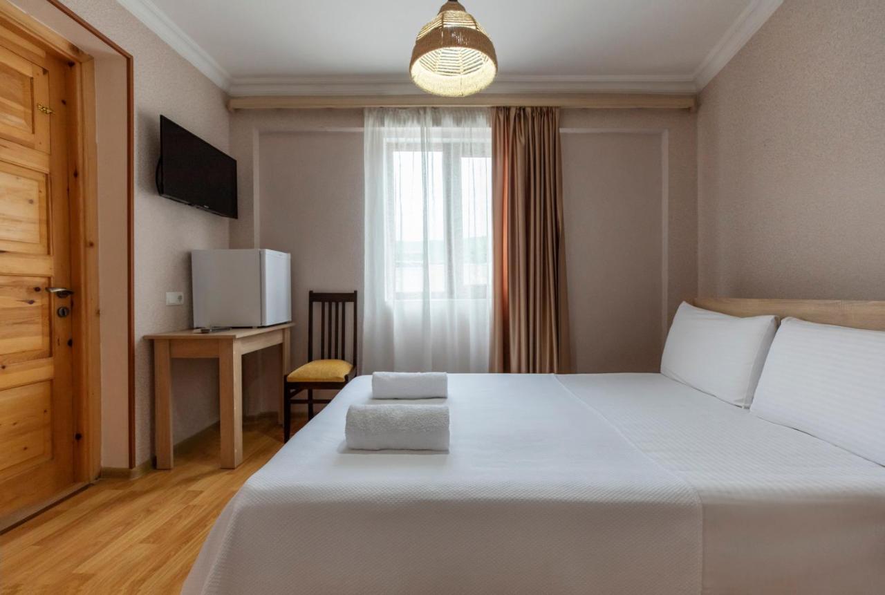 Royal House Hotel Gori Ngoại thất bức ảnh