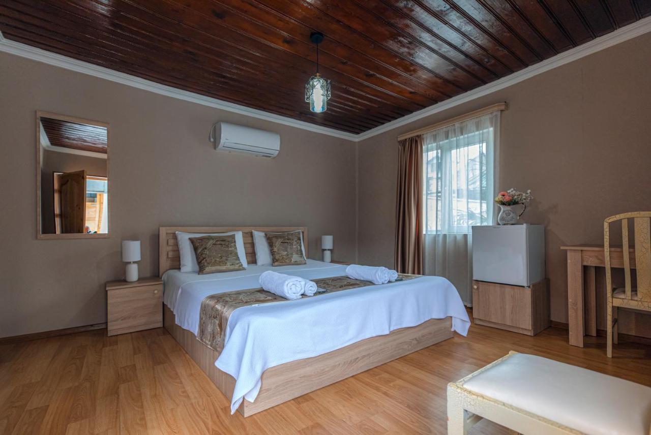 Royal House Hotel Gori Ngoại thất bức ảnh