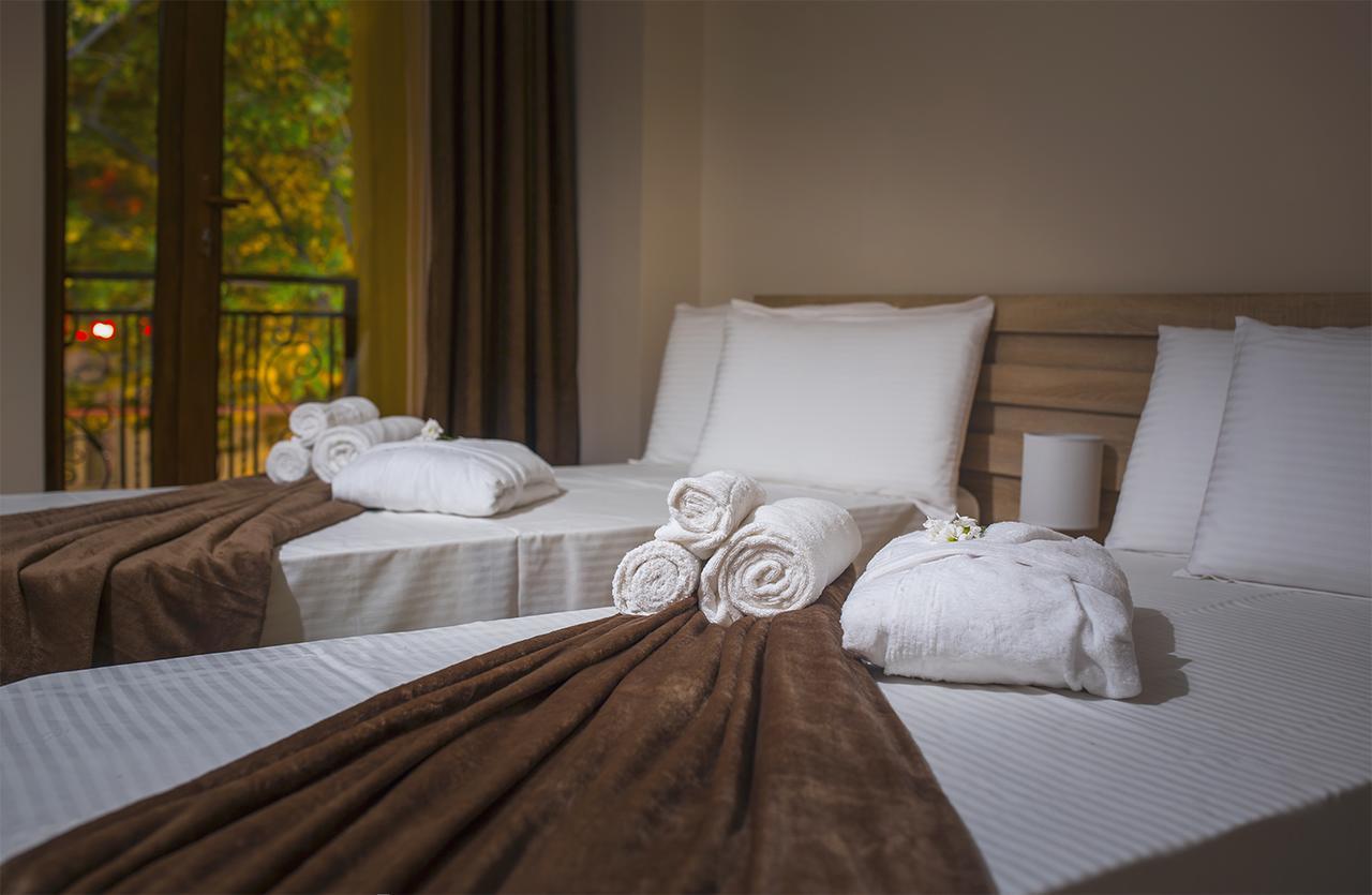 Royal House Hotel Gori Ngoại thất bức ảnh