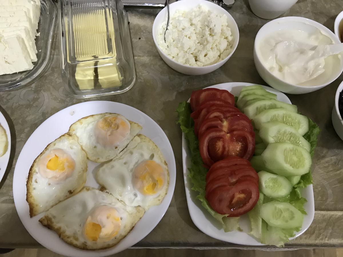 Royal House Hotel Gori Ngoại thất bức ảnh